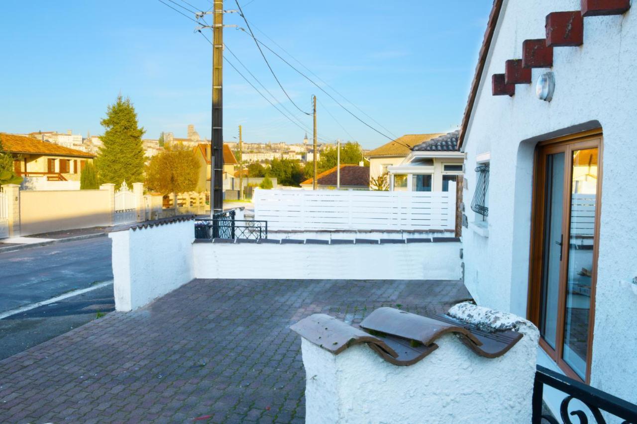 Appart T2 Avec Terrasse, Parking Et Wifi Angouleme Exterior photo